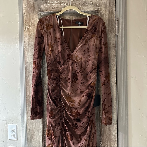 Lulu’s Dark Mauve Floral Velvet Maxi Dress - Picture 5 of 8